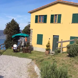 Valeria Casa di campagna